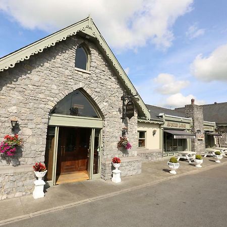Auburn Lodge Hotel & Leisure Centre Ennis Esterno foto
