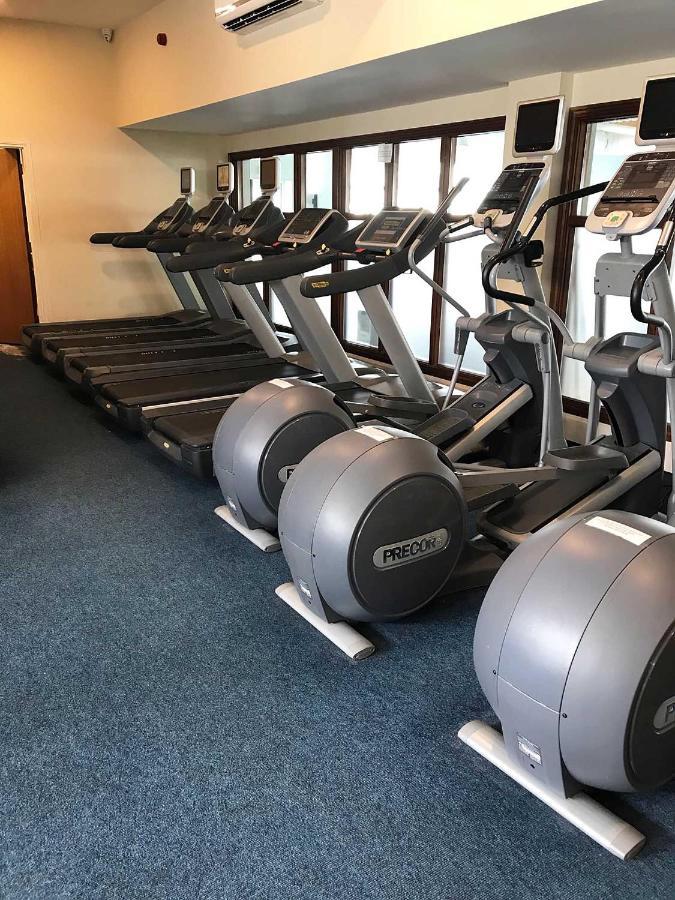 Auburn Lodge Hotel & Leisure Centre Ennis Esterno foto