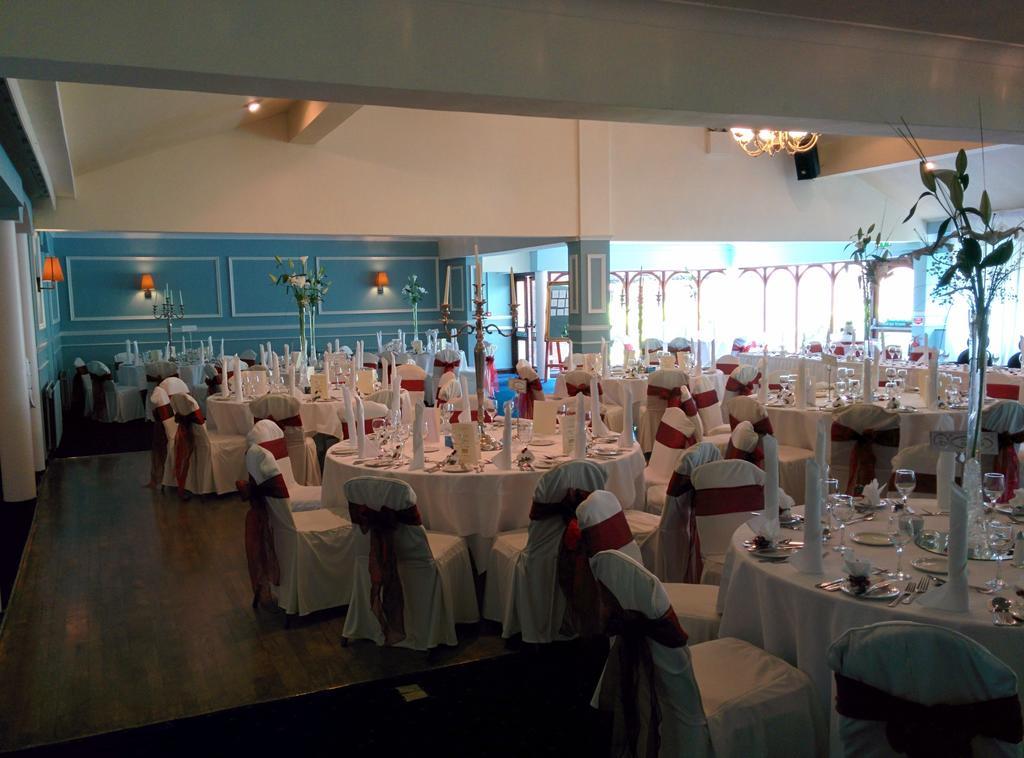 Auburn Lodge Hotel & Leisure Centre Ennis Esterno foto
