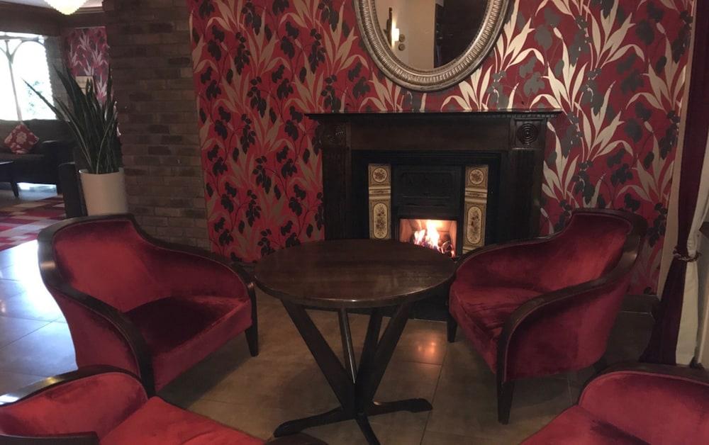 Auburn Lodge Hotel & Leisure Centre Ennis Esterno foto