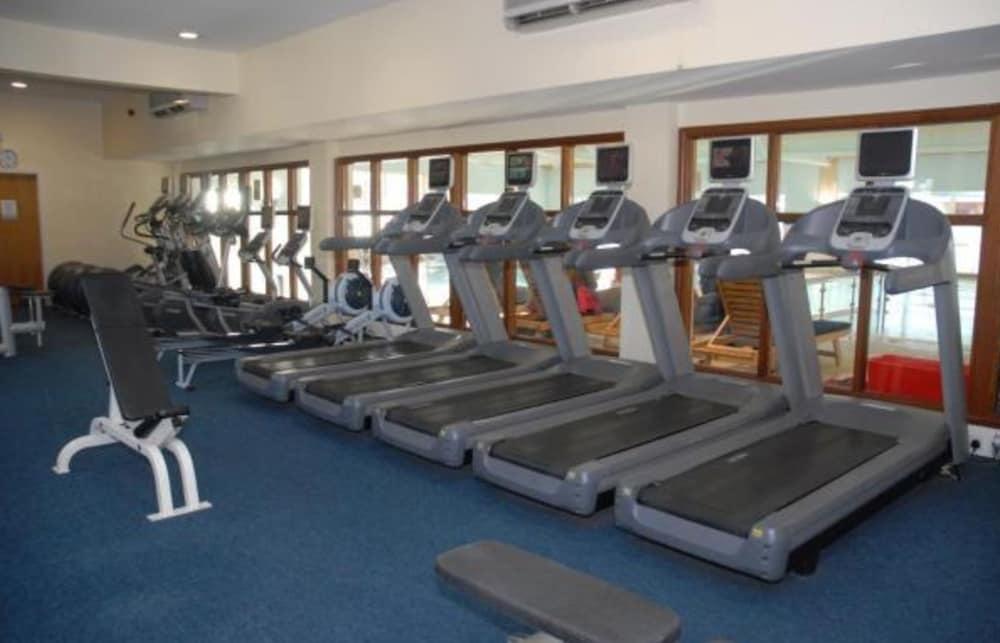 Auburn Lodge Hotel & Leisure Centre Ennis Esterno foto