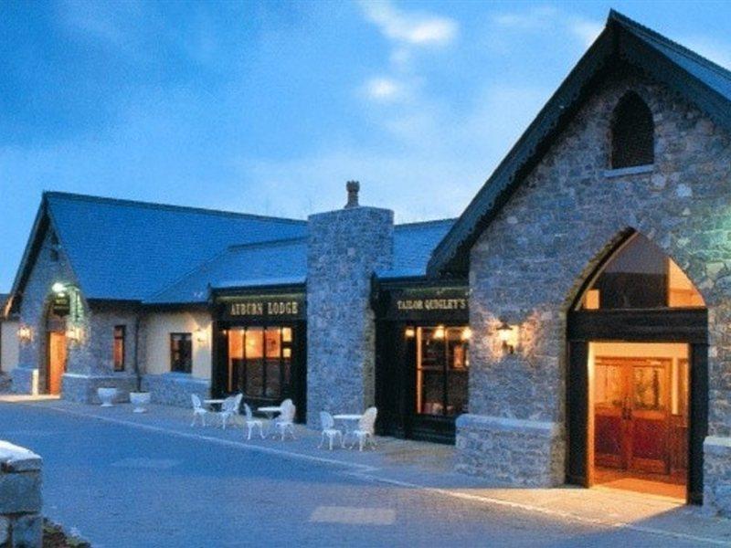 Auburn Lodge Hotel & Leisure Centre Ennis Esterno foto