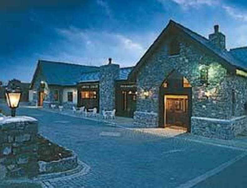 Auburn Lodge Hotel & Leisure Centre Ennis Esterno foto